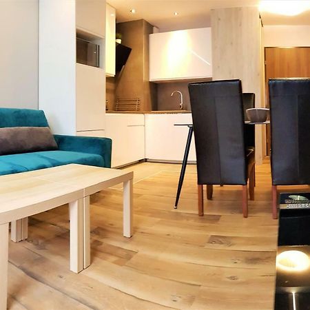 Apartament B&F Poznan Business & Family Nalkowskiej ภายนอก รูปภาพ