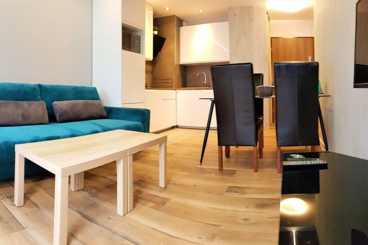 Apartament B&F Poznan Business & Family Nalkowskiej ภายนอก รูปภาพ