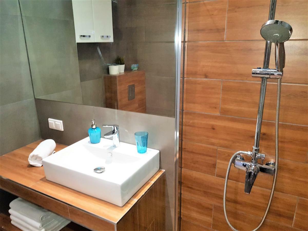 Apartament B&F Poznan Business & Family Nalkowskiej ภายนอก รูปภาพ
